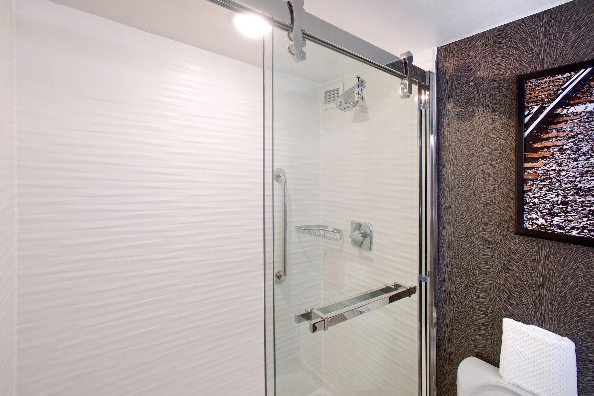 Doubletree By Hilton Dallas/Richardson Εξωτερικό φωτογραφία