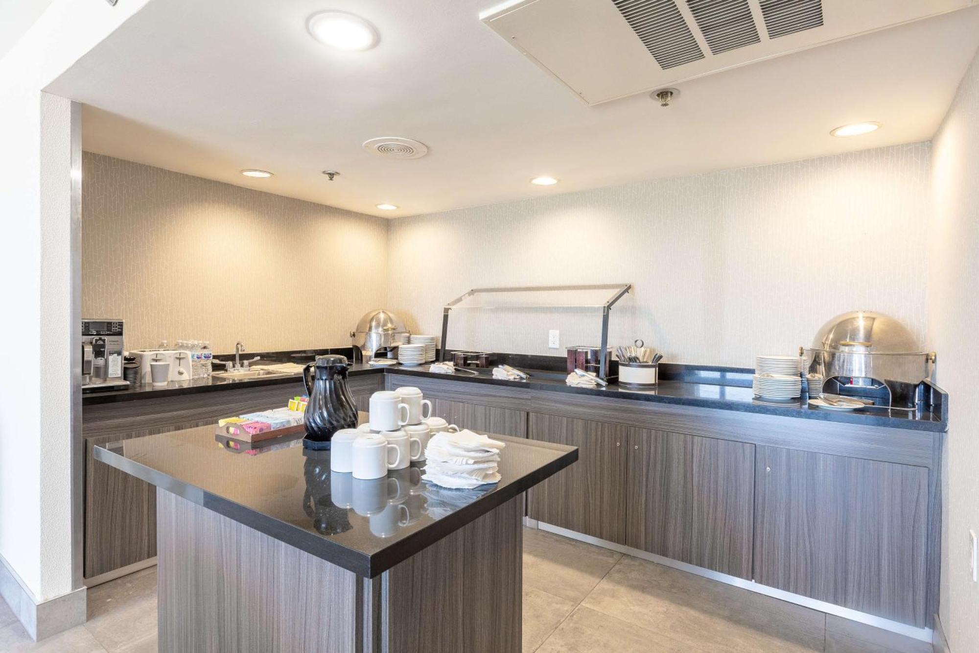 Doubletree By Hilton Dallas/Richardson Εξωτερικό φωτογραφία