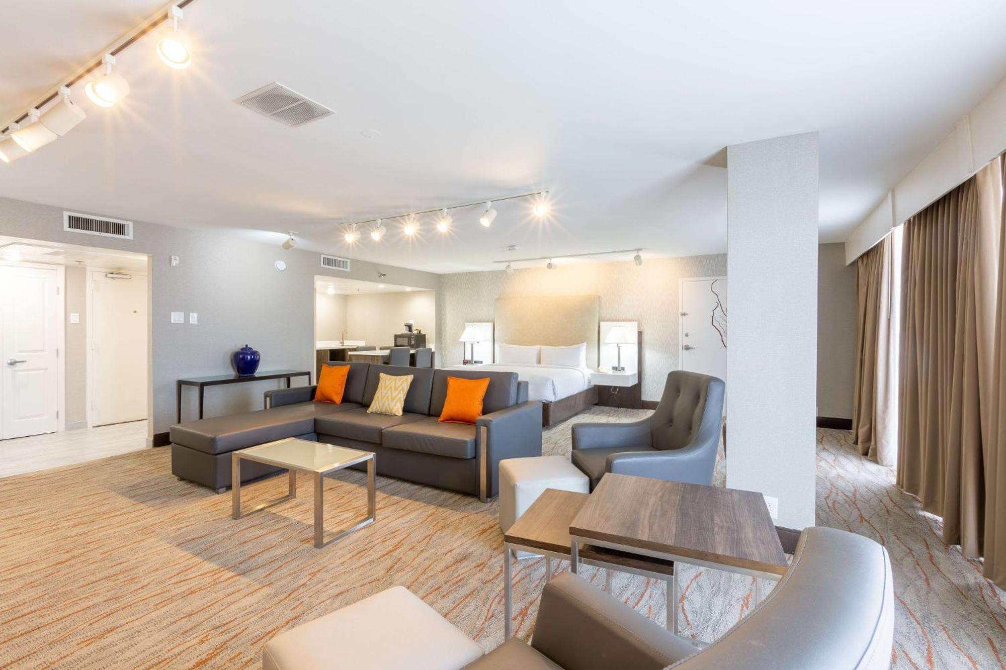 Doubletree By Hilton Dallas/Richardson Εξωτερικό φωτογραφία
