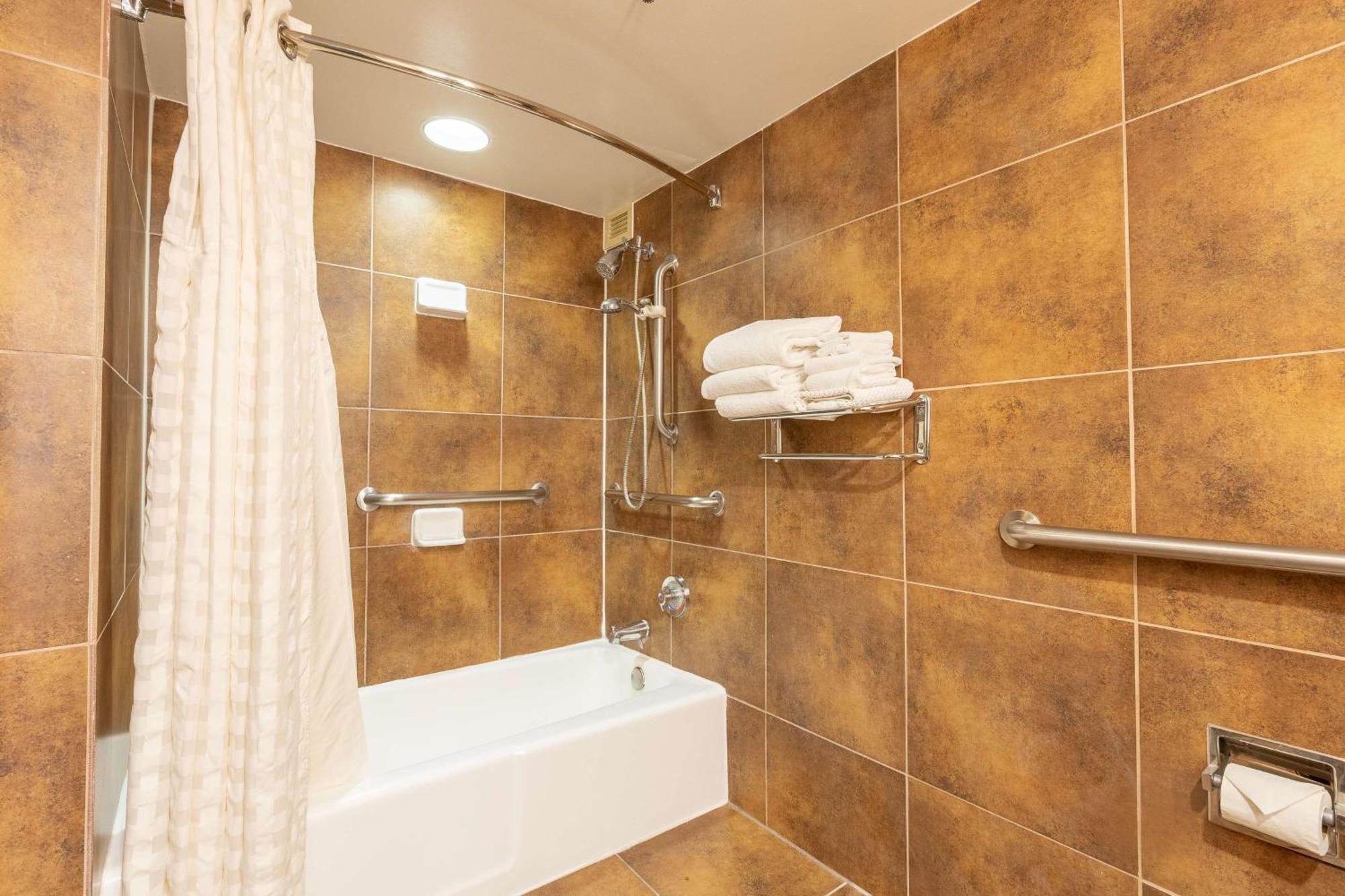 Doubletree By Hilton Dallas/Richardson Εξωτερικό φωτογραφία